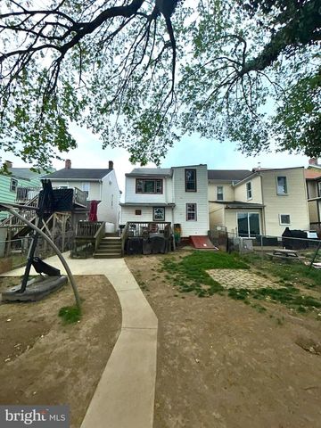 325 N FRANKLIN ST, Hanover, PA 17331