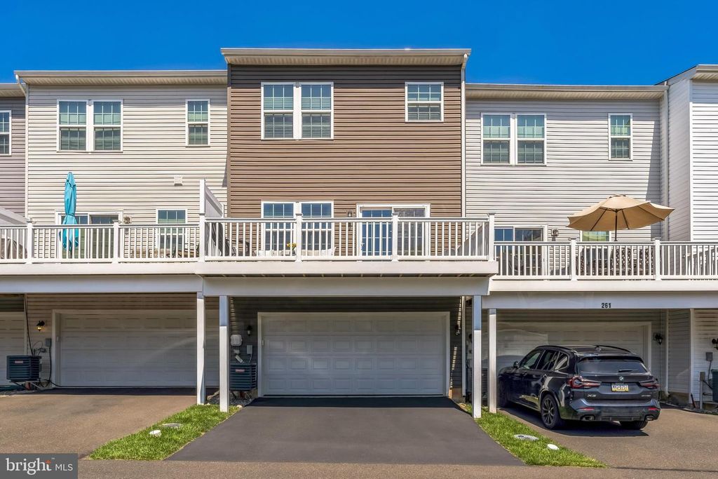 263 COMPASS DR, Lansdale, PA 19446
