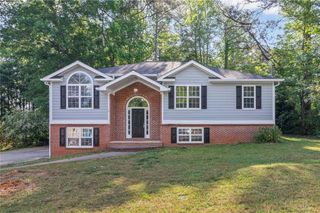 3911 Brianna Drive, Powder Springs, GA 30127