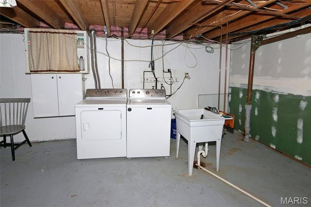 625 Nancy Drive, St Charles, MO 63301