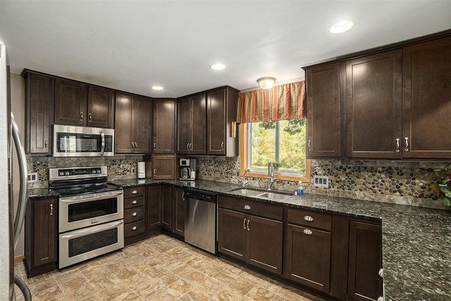 7842 Main Street, Newaygo, MI 49337