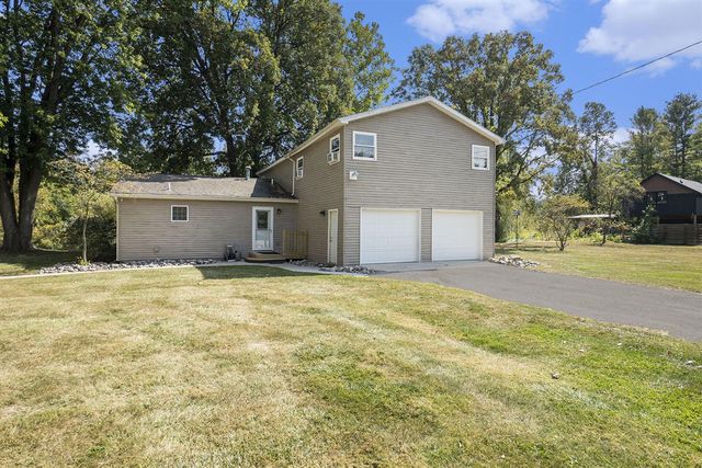 7842 Main Street, Newaygo, MI 49337