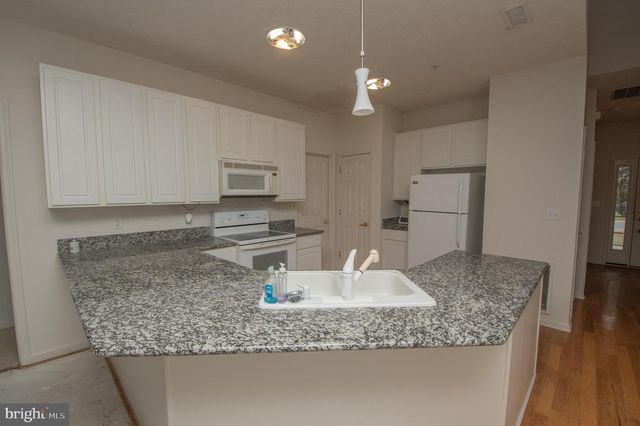 8935 EXECUTIVE CLUB DR, Delmar, MD 21875