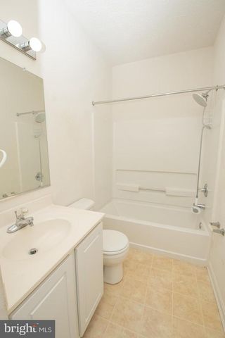 8935 EXECUTIVE CLUB DR, Delmar, MD 21875