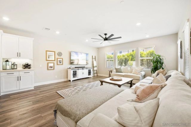 3068 Mimlus Pl, Escondido, CA 92029