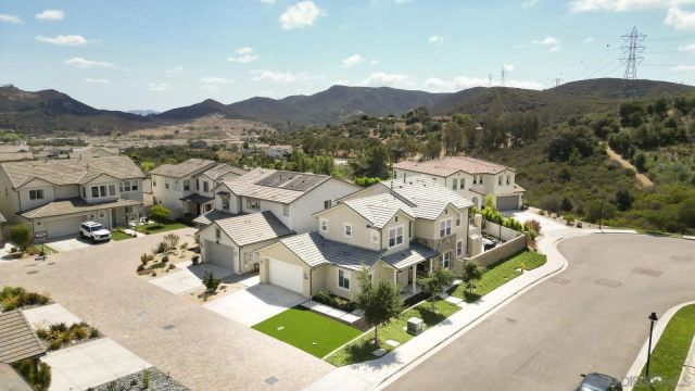 3068 Mimlus Pl, Escondido, CA 92029