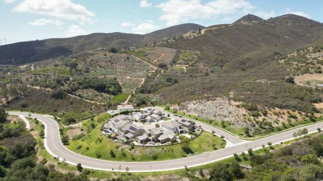 3068 Mimlus Pl, Escondido, CA 92029