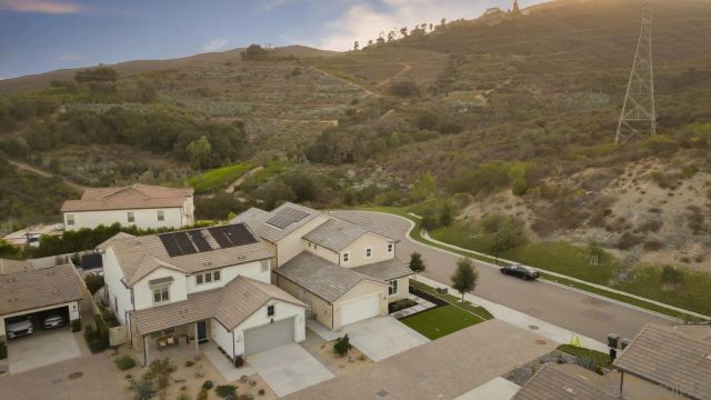 3068 Mimlus Pl, Escondido, CA 92029