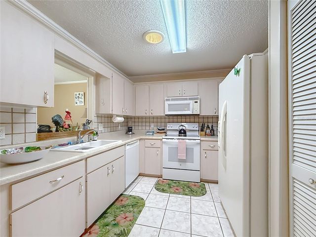 9635 SW 94TH TERRACE B, Ocala, FL 34481