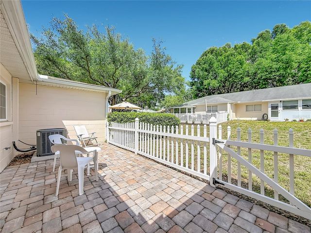 9635 SW 94TH TERRACE B, Ocala, FL 34481