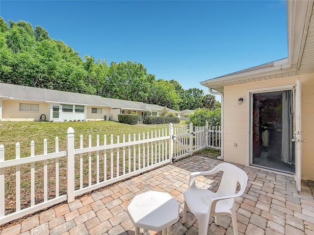 9635 SW 94TH TERRACE B, Ocala, FL 34481