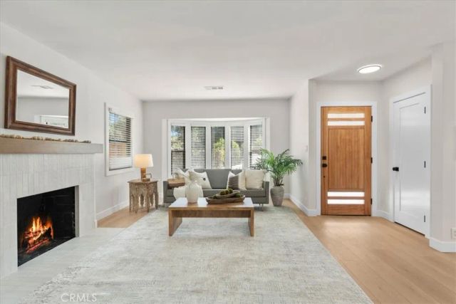 2481 S Westgate Avenue, Los Angeles, CA 90064
