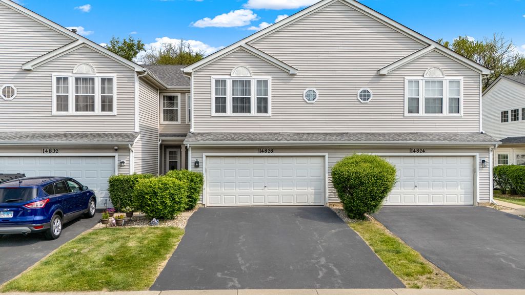 Image 2 of property listing at 14828 W Victoria Crossing Way, Lockport, IL 60441