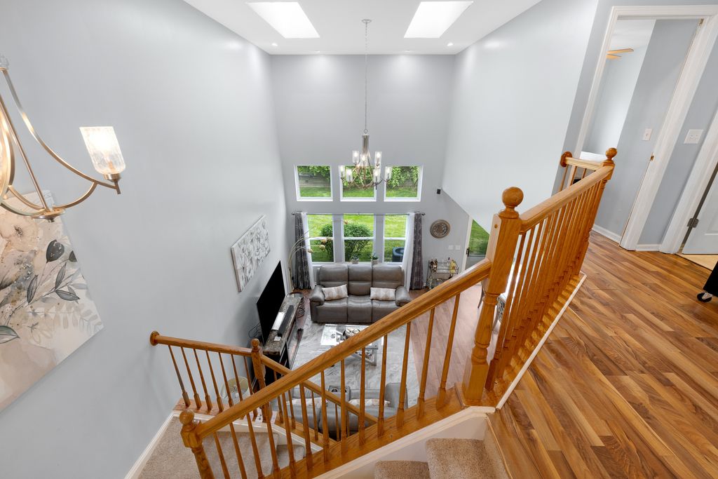 Image 16 of property listing at 14828 W Victoria Crossing Way, Lockport, IL 60441