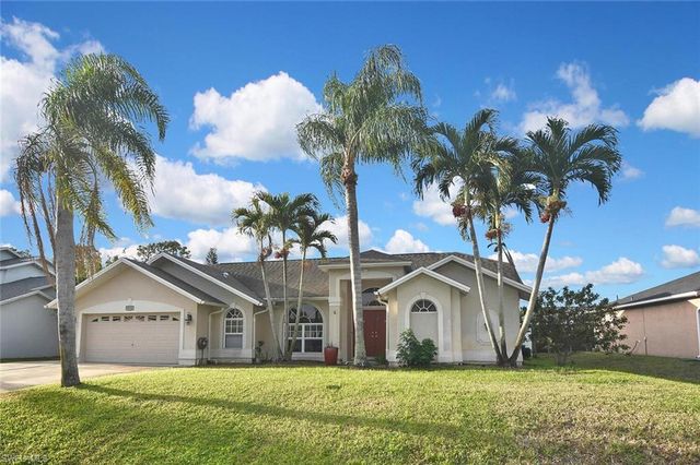 9132 Bryant RD, Fort Myers, FL 33967