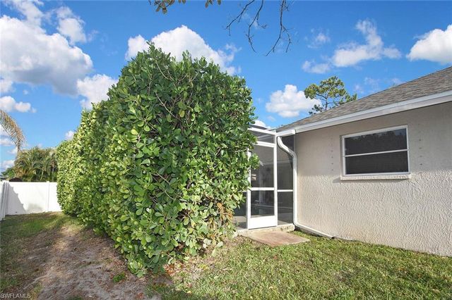 9132 Bryant RD, Fort Myers, FL 33967