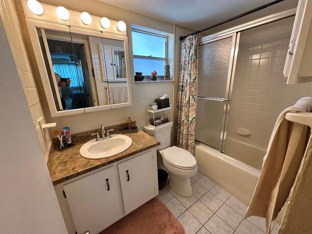 4311 Crystal Lake Drive 407, Deerfield Beach, FL 33064