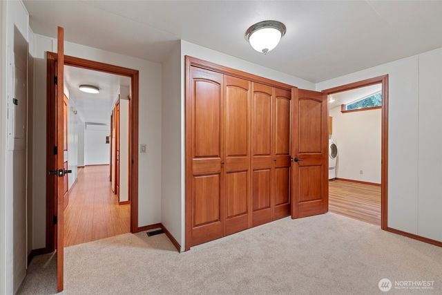 7589 Bailey Road, Clinton, WA 98236