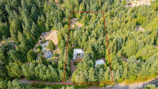 7589 Bailey Road, Clinton, WA 98236