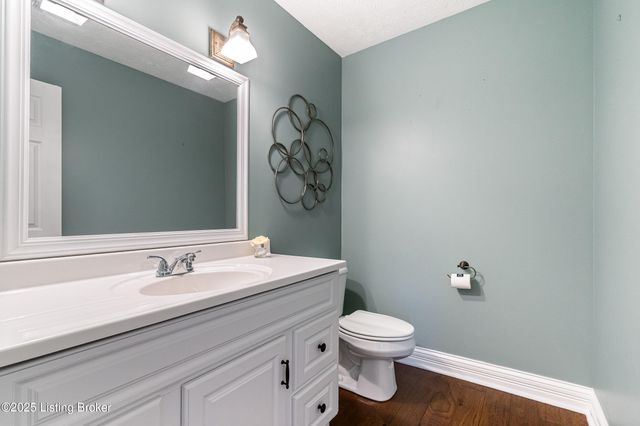 1811 Shelbyville Rd, Taylorsville, KY 40071