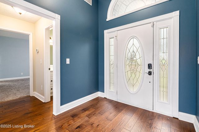 1811 Shelbyville Rd, Taylorsville, KY 40071