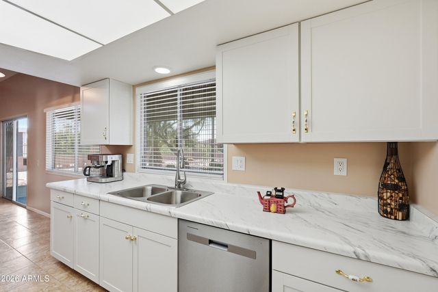 10709 W MIMOSA Drive, Sun City, AZ 85373