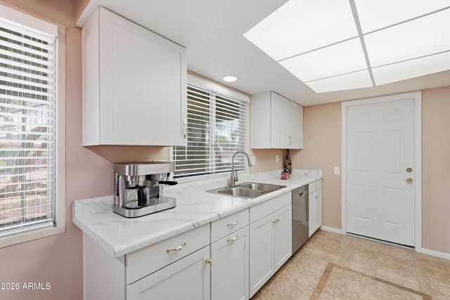 10709 W MIMOSA Drive, Sun City, AZ 85373