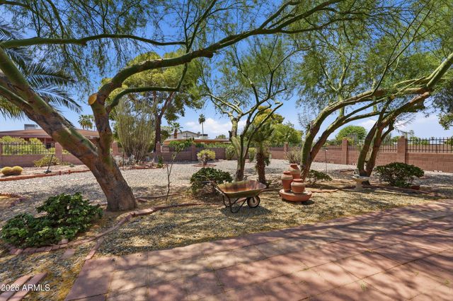 10709 W MIMOSA Drive, Sun City, AZ 85373