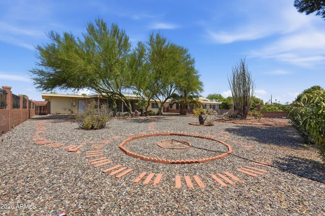 10709 W MIMOSA Drive, Sun City, AZ 85373