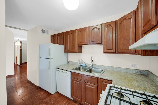 2605 S Indiana Avenue 402, Chicago, IL 60616