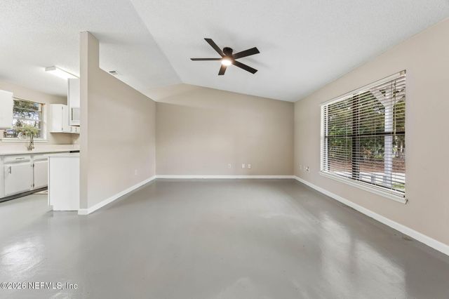 10519 TIMBER CREEK Lane, Jacksonville, FL 32221