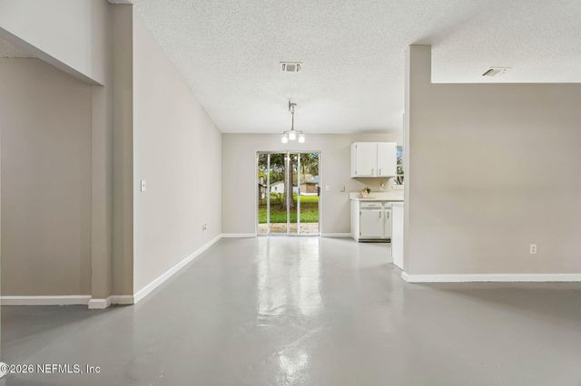 10519 TIMBER CREEK Lane, Jacksonville, FL 32221