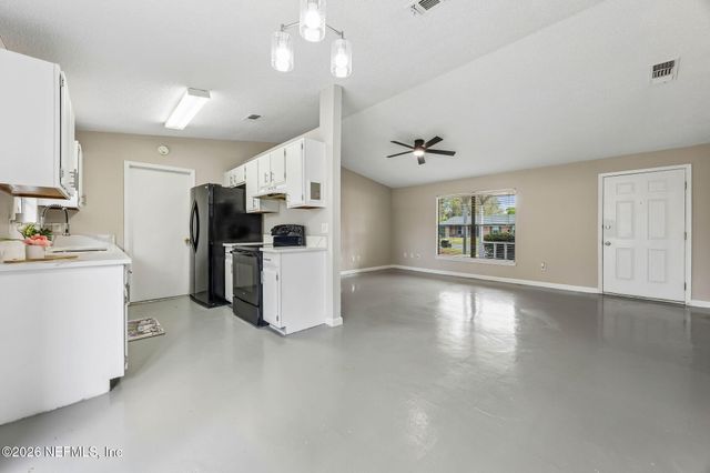 10519 TIMBER CREEK Lane, Jacksonville, FL 32221