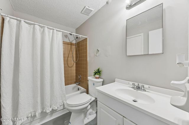 10519 TIMBER CREEK Lane, Jacksonville, FL 32221