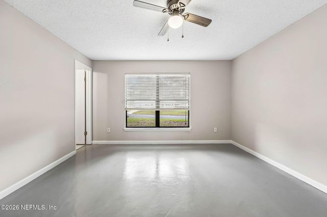 10519 TIMBER CREEK Lane, Jacksonville, FL 32221