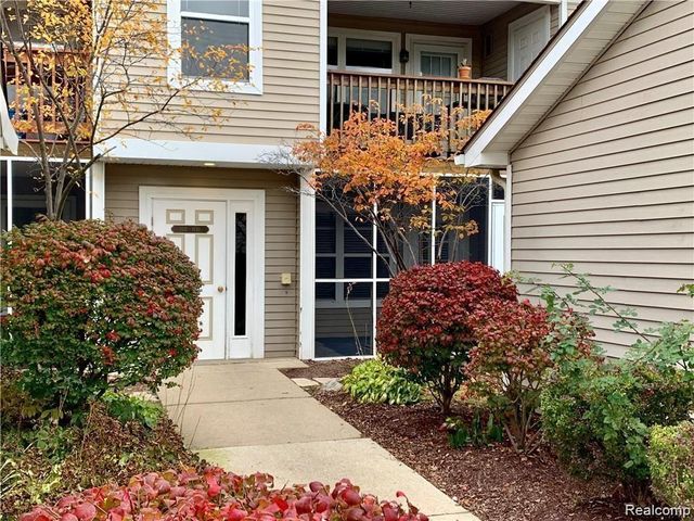 1514 Oakfield Drive, Pittsfield Charter Township, MI 48108