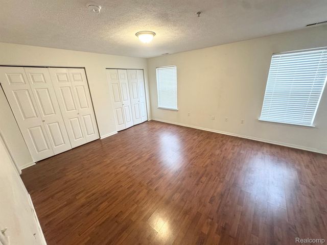 1514 Oakfield Drive, Pittsfield Charter Township, MI 48108