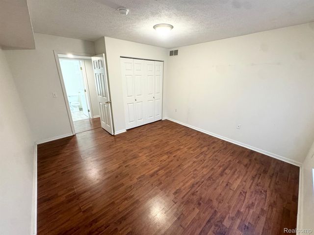 1514 Oakfield Drive, Pittsfield Charter Township, MI 48108