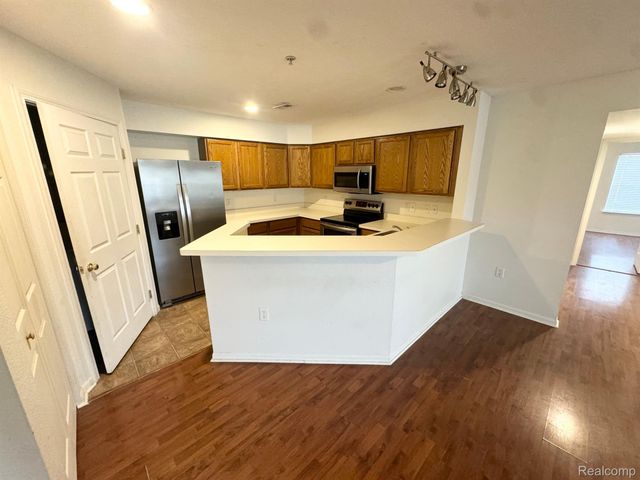 1514 Oakfield Drive, Pittsfield Charter Township, MI 48108