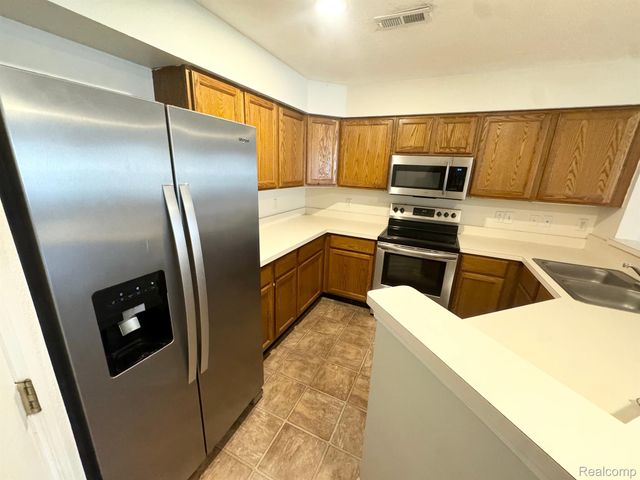 1514 Oakfield Drive, Pittsfield Charter Township, MI 48108