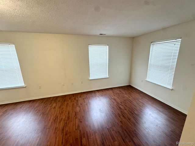 1514 Oakfield Drive, Pittsfield Charter Township, MI 48108