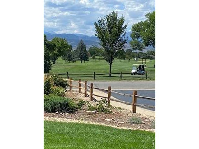 942 Reynolds Farm Ln 9-B, Longmont, CO 80503