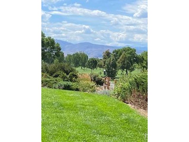 942 Reynolds Farm Ln 9-B, Longmont, CO 80503