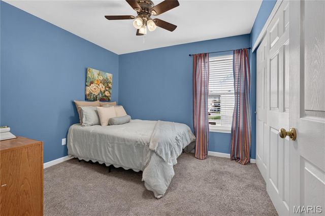 10 Homefield Gardens Drive 17N, O'fallon, MO 63366