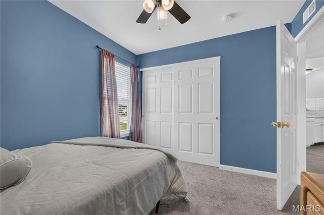 10 Homefield Gardens Drive 17N, O'fallon, MO 63366