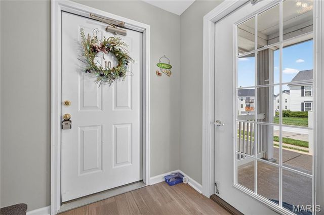 10 Homefield Gardens Drive 17N, O'fallon, MO 63366