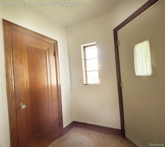 13967 Saint Marys Street, Detroit, MI 48227