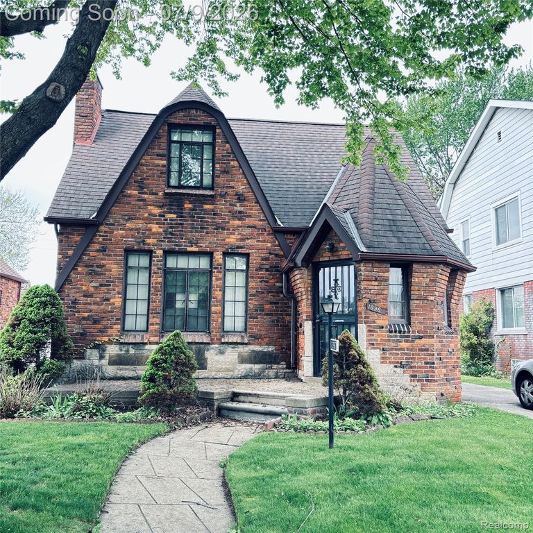 13967 Saint Marys Street, Detroit, MI 48227