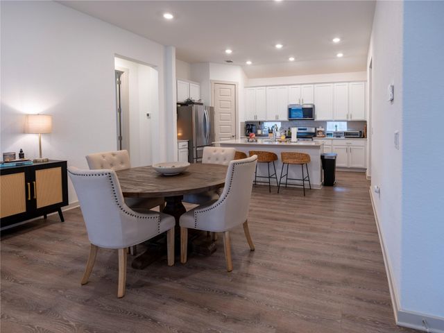 2113 Centerline LN, Georgetown, TX 78628