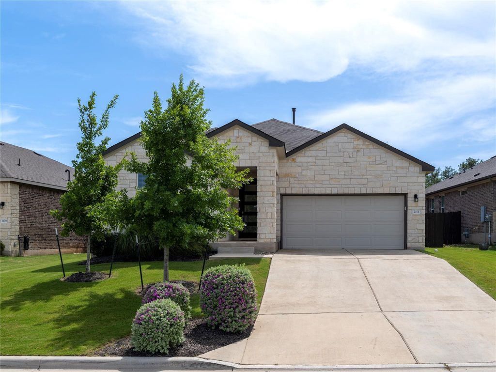 2113 Centerline LN, Georgetown, TX 78628